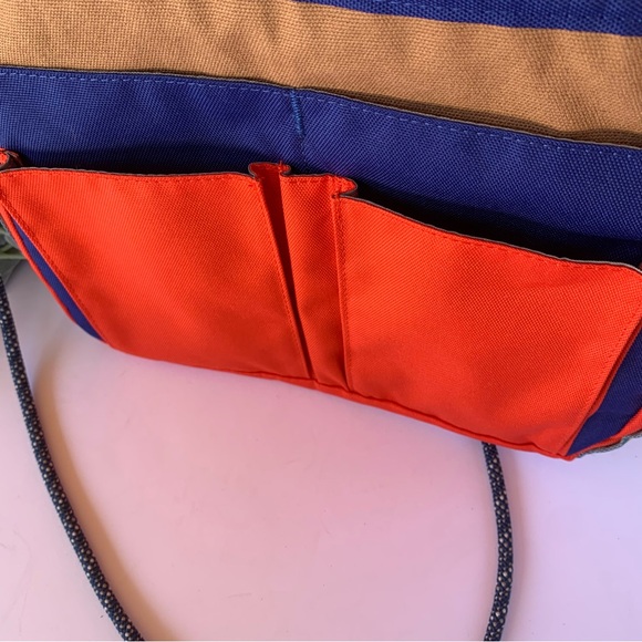 Kavu Kachemak Keeper Crossbody Bag - Picture 5 of 8